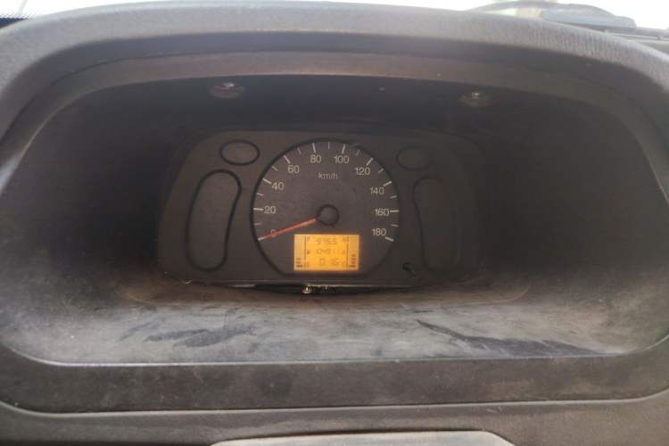 Used Wuling Zhiguang 2010 1.0L New Version Practical Edition with Short Body Instrument Cluster