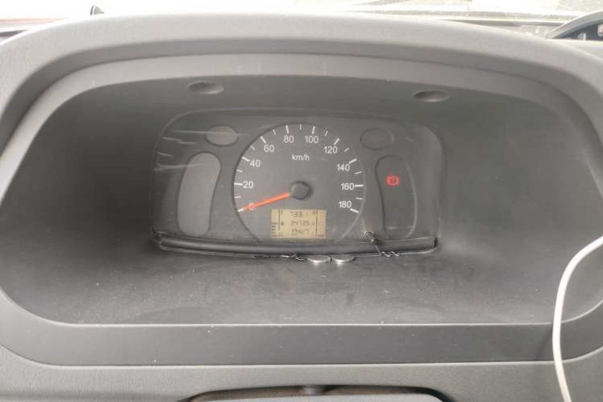 Used Wuling Zhiguang 2010 1.0L New Version Practical Edition with Short Body Instrument Cluster