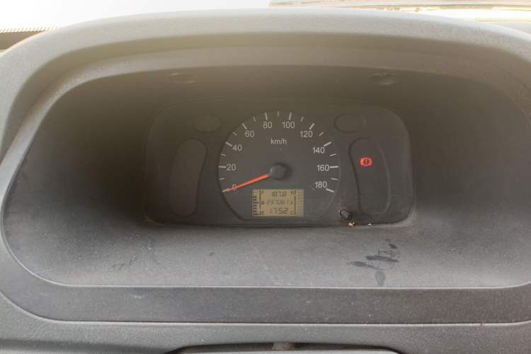 Used Wuling Zhiguang 2010 1.0L New Version Liye Style with Shorter Body Instrument Cluster