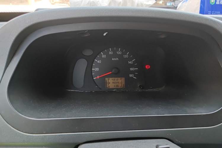 Used Wuling Zhiguang 2010 1.0L New Version Practical Short-Body L2Y Instrument Cluster