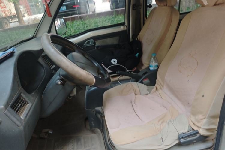 Used Wuling Zhiguang 2010 1.0L Liye Edition Left Front Seat