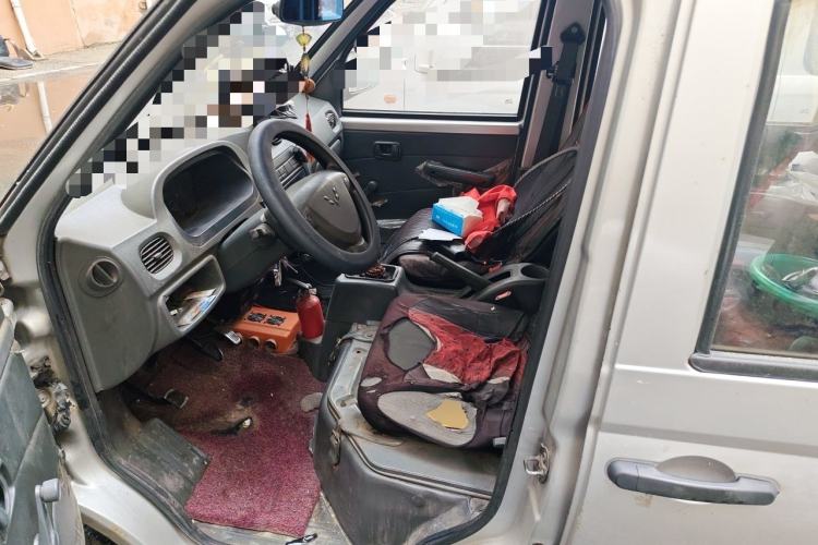 Used Wuling Zhiguang 2010 1.0L New Version Liye Style with Shorter Body Left Front Seat