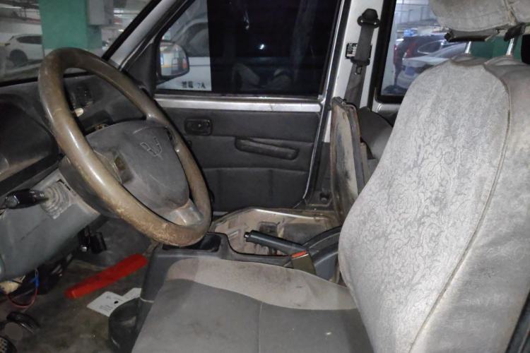 Used Wuling Zhiguang 2010 1.0L New Version Practical Edition with Short Body Left Front Seat