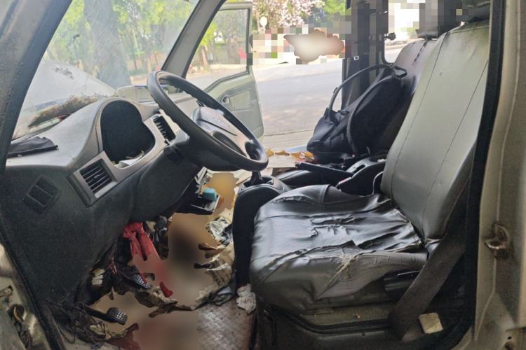 Used Wuling Zhiguang 2010 1.2L New Edition Practical Long-Body LAQ Left Front Seat
