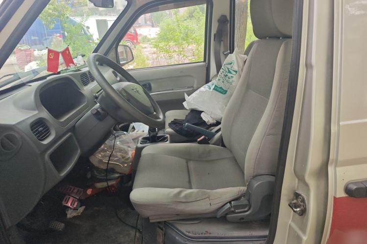 Used Wuling Zhiguang 2010 1.0L New Version Liye Style with Shorter Body Left Front Seat