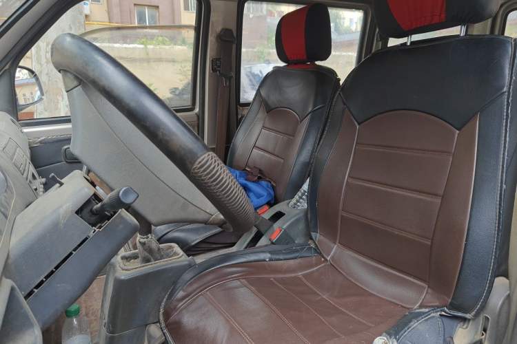 Used Wuling Zhiguang 2010 1.0L New Version Lyeyi Style with Extended Body Left Front Seat