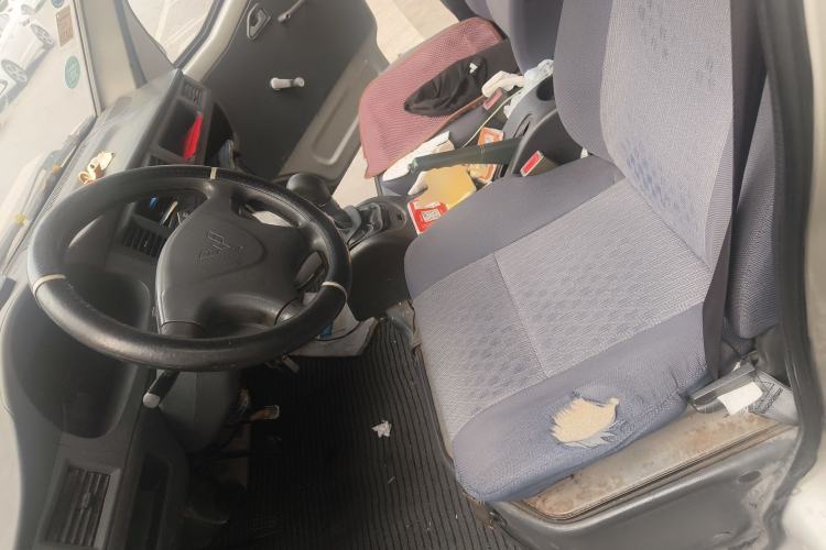 Used Wuling Zhiguang 2010 1.0L Liye Edition Left Front Seat
