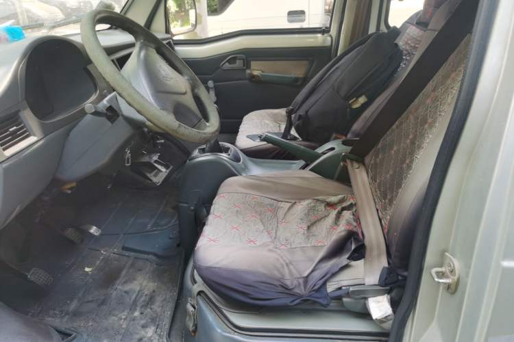 Used Wuling Zhiguang 2010 1.0L Liye Edition Left Front Seat