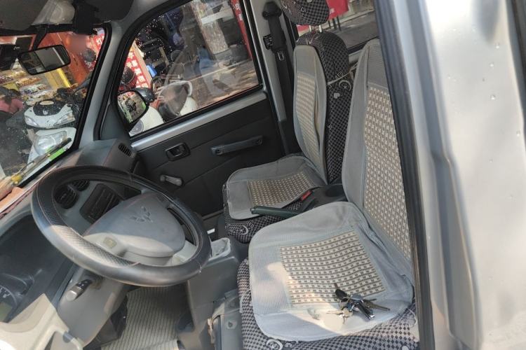 Used Wuling Zhiguang 2010 1.0L New Version Liye Style with Shorter Body Left Front Seat