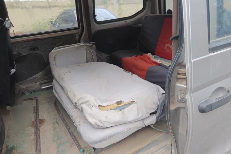 Used Wuling Zhiguang 2010 1.0L New Version Lyeyi Style with Extended Body Left Rear Seat