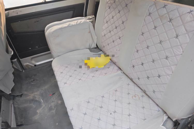 Used Wuling Zhiguang 2010 1.0L Liye Edition Left Rear Seat