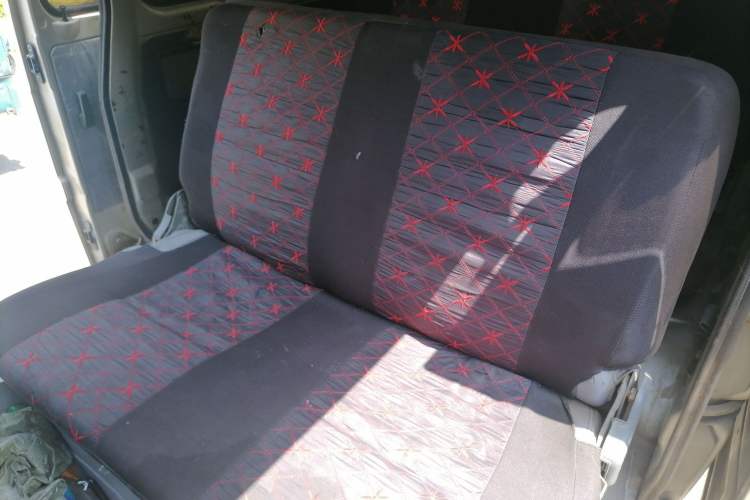 Used Wuling Zhiguang 2010 1.0L Liye Edition Left Rear Seat