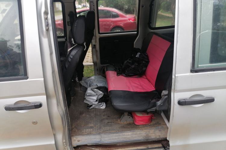 Used Wuling Zhiguang 2010 1.0L New Version Practical Short-Body L2Y Left Rear Seat