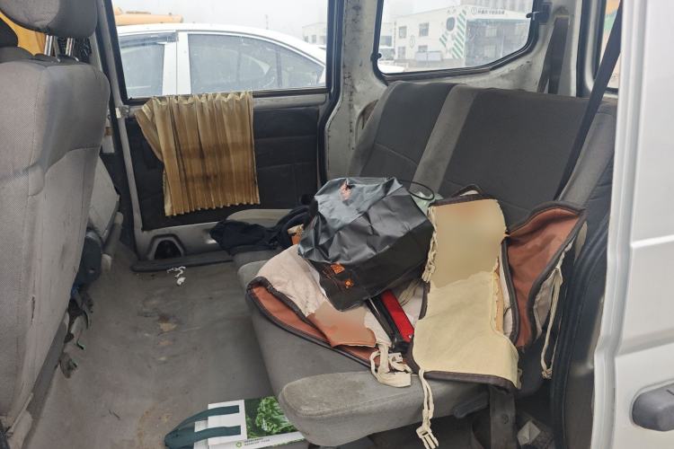 Used Wuling Zhiguang 2010 1.0L New Edition Practical Version with Extended Body L2Y Left Rear Seat