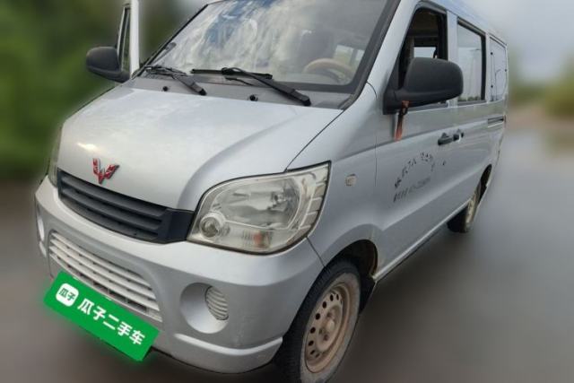 Używany Wuling Zhiguang 2010 1.0L New Version Practical Short-Body L2Y