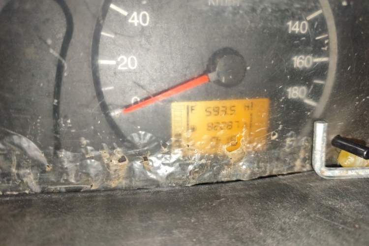 Used Wuling Zhiguang 2010 1.0L Liye Edition Odometer Close Up