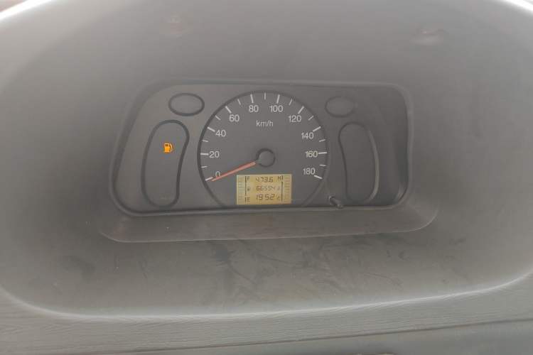 Used Wuling Zhiguang 2010 1.0L Liye Edition Odometer Close Up