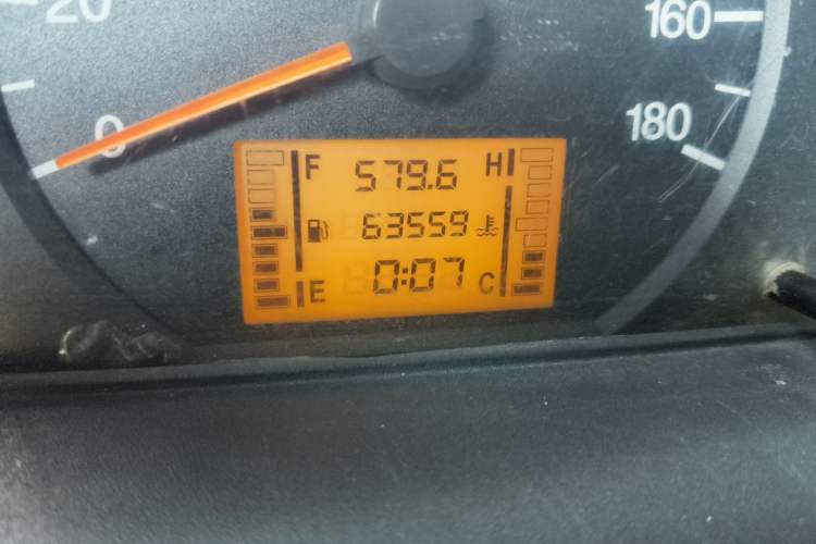 Used Wuling Zhiguang 2010 1.0L Liye Edition Odometer Close Up