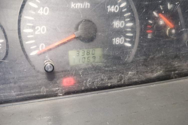 Used Wuling Zhiguang 2010 1.0L Liye Edition Odometer Close Up