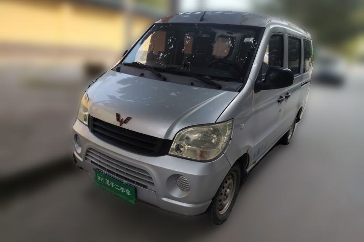 Wuling Zhiguang 2010 1.0L New Version Practical Edition with Short Body с пробегом Guazi used car, China used car export, Used car for sale, Used cars, Cheapest cars for sale