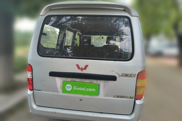 Used Wuling Zhiguang 2010 1.0L New Version Practical Short-Body L2Y Rear