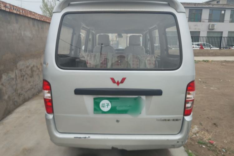 Used Wuling Zhiguang 2010 1.0L New Version Practical Short-Body L2Y Rear