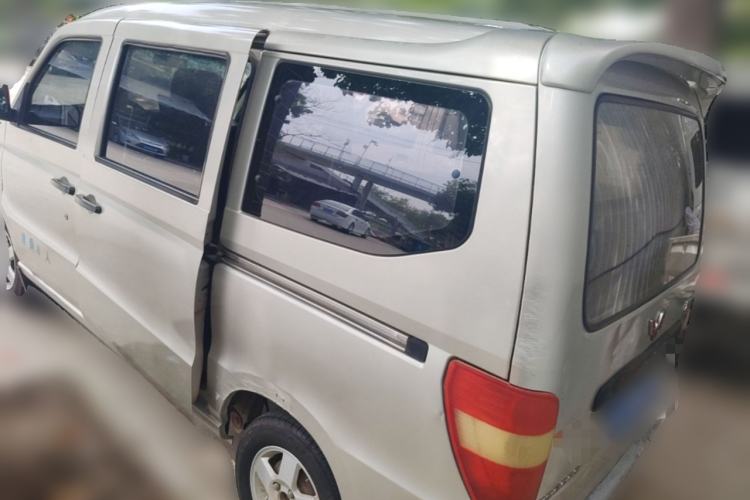 Used Wuling Zhiguang 2010 1.1L New Edition Practical Short-Body LXA Rear Left 45 Deg