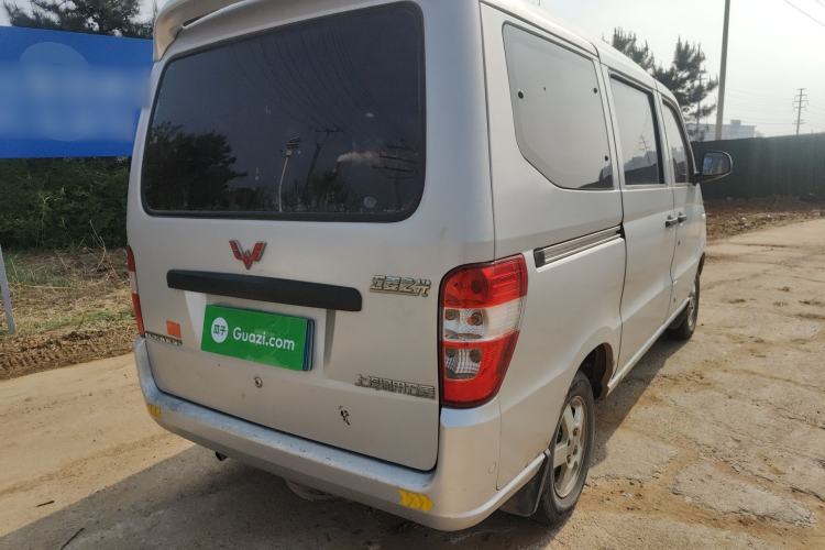 Used Wuling Zhiguang 2010 1.0L New Version Practical Short-Body L2Y Rear Right 45 Deg