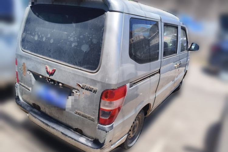 Used Wuling Zhiguang 2010 1.0L New Version Practical Short-Body L2Y Rear Right 45 Deg