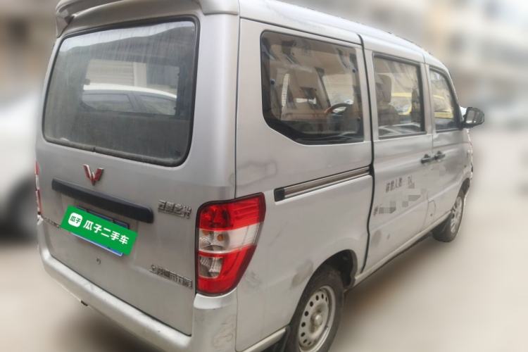 Used Wuling Zhiguang 2010 1.0L New Version Practical Short-Body L2Y Rear Right 45 Deg