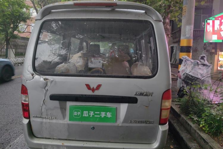 Used Wuling Zhiguang 2010 1.0L New Version Practical Short-Body L2Y Rear