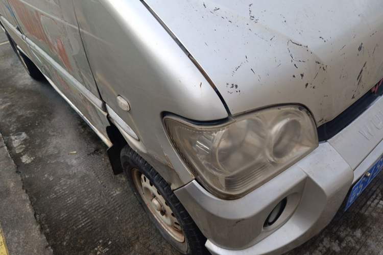 Used Wuling Zhiguang 2010 1.0L Liye Edition Right Front Headlight