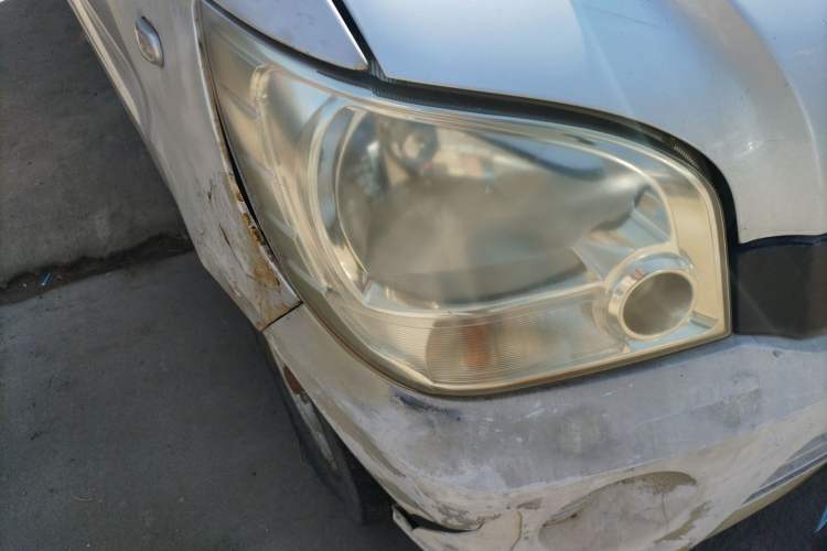 Used Wuling Zhiguang 2010 1.0L New Version Practical Edition with Short Body Right Front Headlight