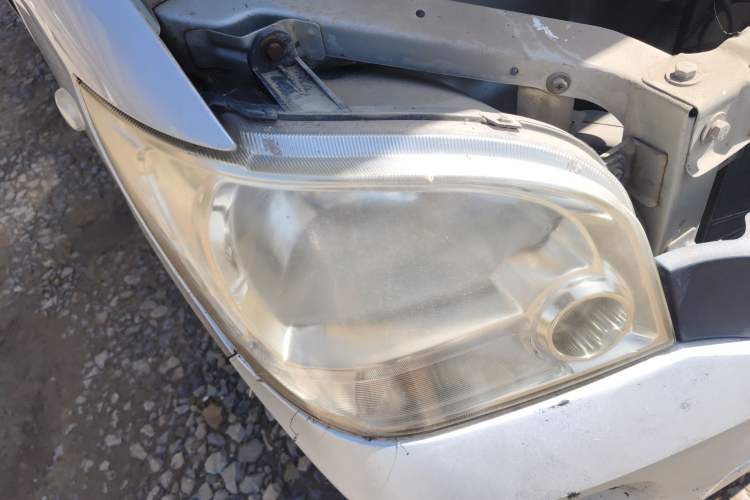 Used Wuling Zhiguang 2010 1.0L New Edition Practical Version with Extended Body L2Y Right Front Headlight