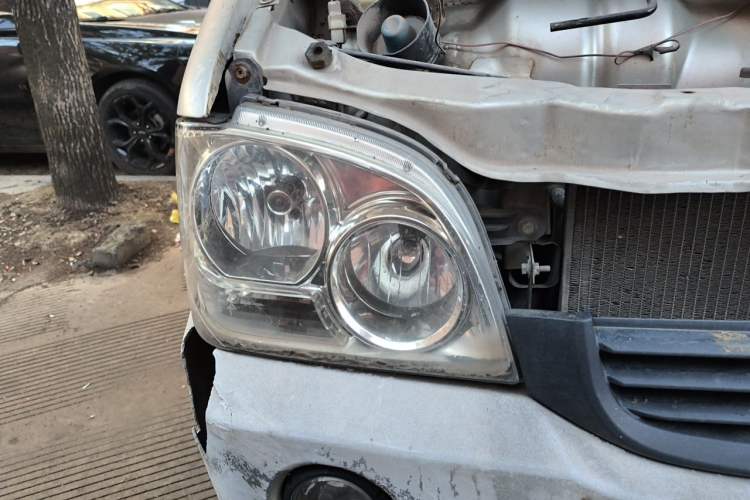 Used Wuling Zhiguang 2010 1.0L Liye Edition Right Front Headlight
