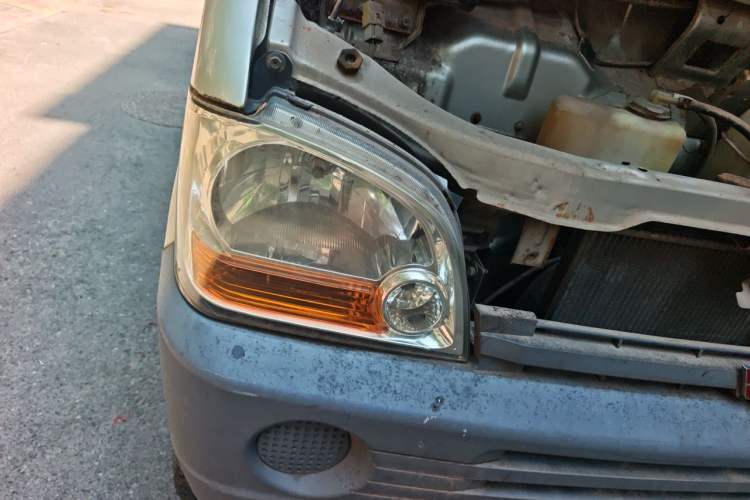 Used Wuling Zhiguang 2010 1.0L Liye Edition Right Front Headlight