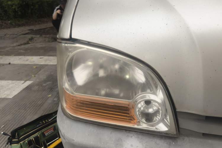 Used Wuling Zhiguang 2010 1.0L Liye Edition Right Front Headlight