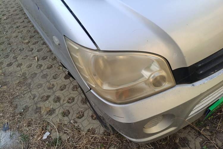 Used Wuling Zhiguang 2010 1.0L New Version Liye Style with Shorter Body Right Front Headlight