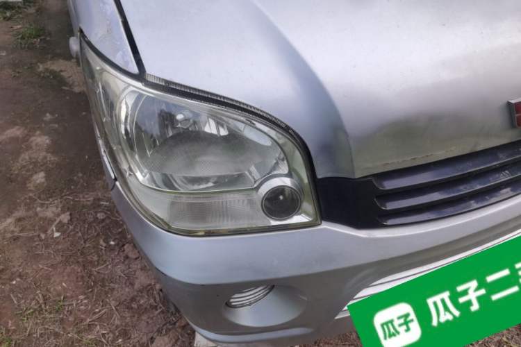 Used Wuling Zhiguang 2010 1.0L New Version Liye Style with Shorter Body Right Front Headlight