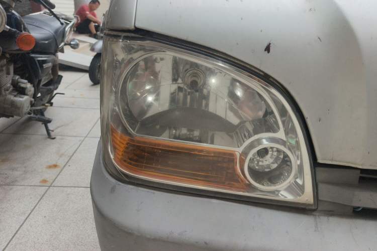 Used Wuling Zhiguang 2010 1.0L Base Version Right Front Headlight