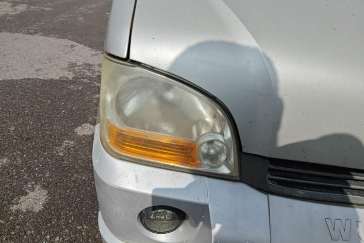 Used Wuling Zhiguang 2010 1.0L Liye Edition Right Front Headlight