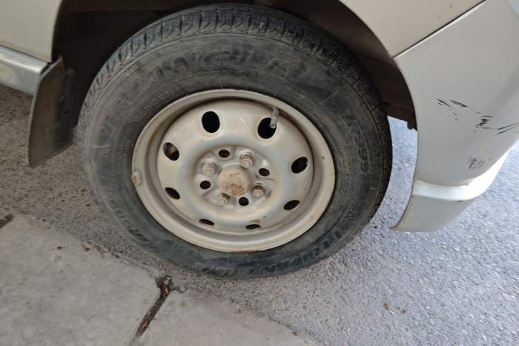 Used Wuling Zhiguang 2010 1.0L Base Version Right Front Wheel Hub