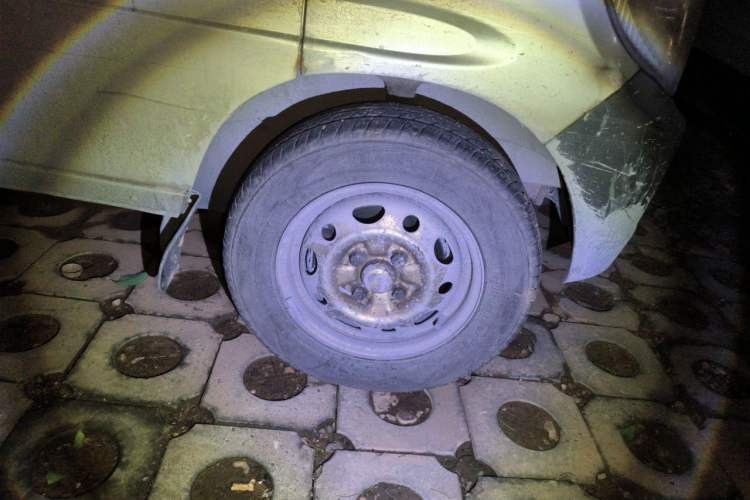 Used Wuling Zhiguang 2010 1.0L Liye Edition Right Front Wheel Hub