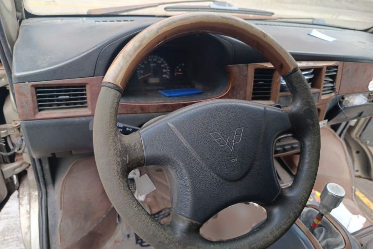 Used Wuling Zhiguang 2010 1.0L Liye Edition Steering Wheel