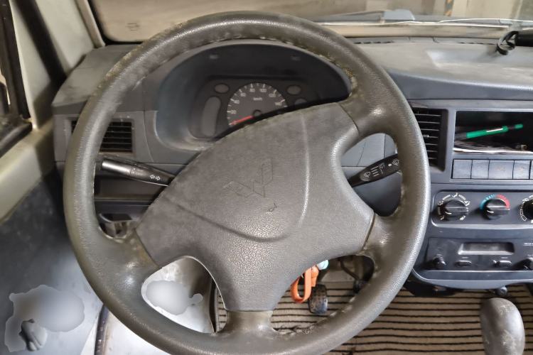 Used Wuling Zhiguang 2010 1.0L Liye Edition Steering Wheel