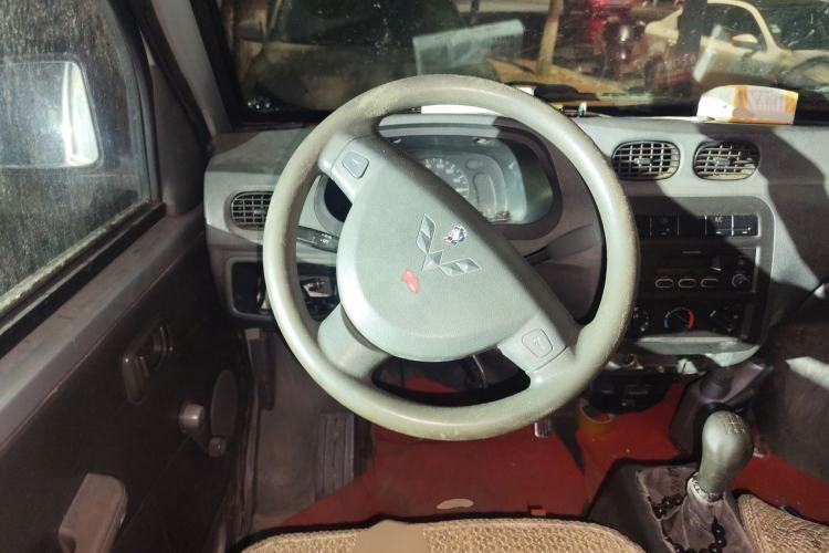 Used Wuling Zhiguang 2010 1.0L Liye Edition Steering Wheel