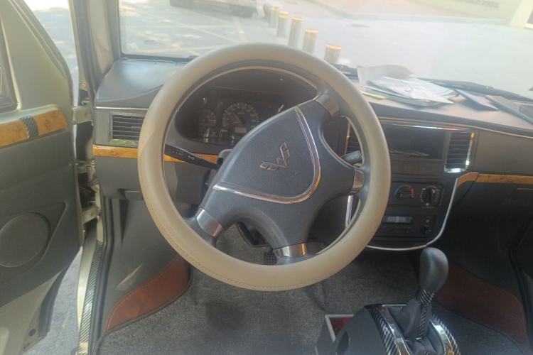 Used Wuling Zhiguang 2010 1.0L Liye Edition Steering Wheel