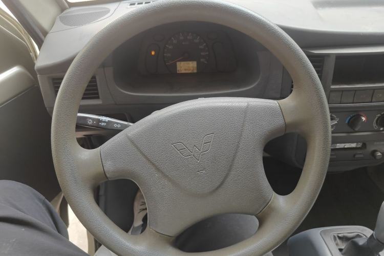 Used Wuling Zhiguang 2010 1.0L Liye Edition Steering Wheel