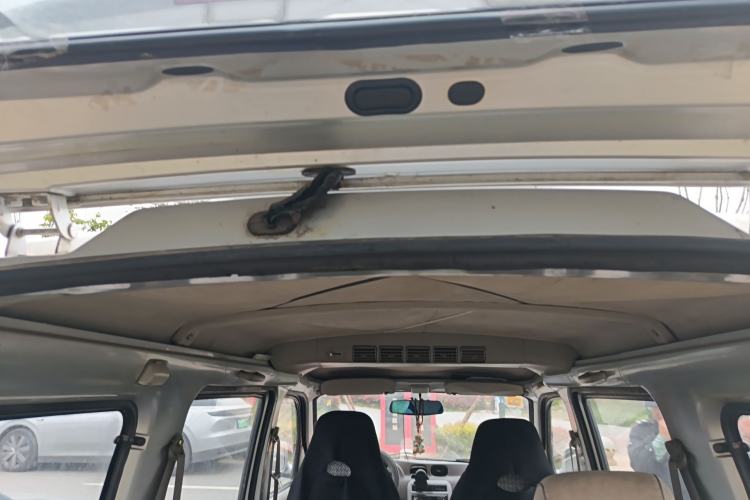 Used Wuling Zhiguang 2010 1.1L New Standard Version I Long Body LXA Trunk