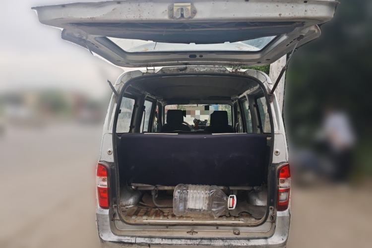 Used Wuling Zhiguang 2010 1.0L New Version Liye Style with Shorter Body Trunk
